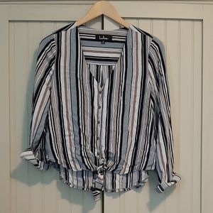 Lulu's Tie Front Blouse